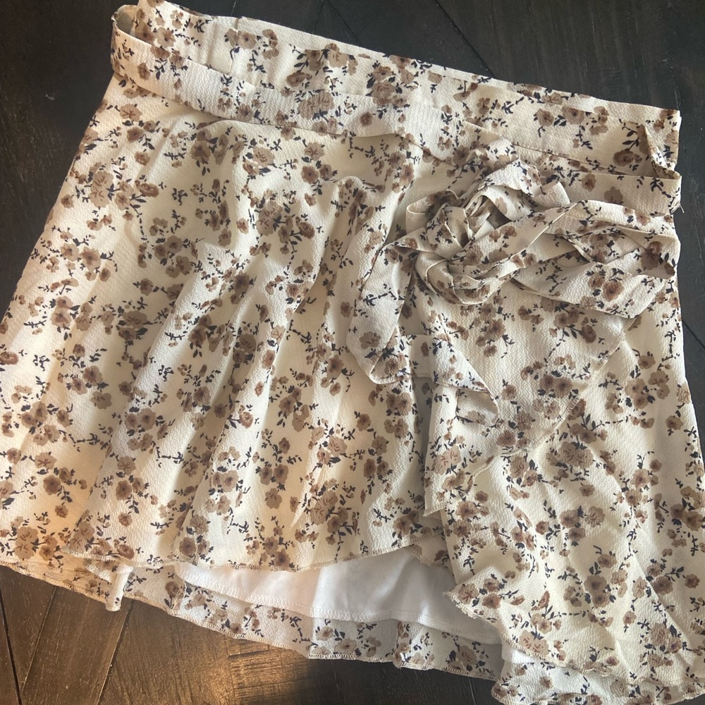 White Fox wrap skirt